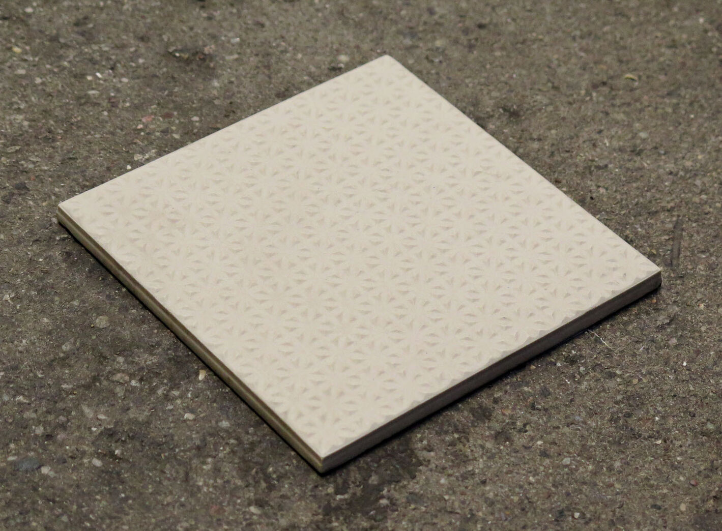 Råhvid skridsikker klinke 15x15cm