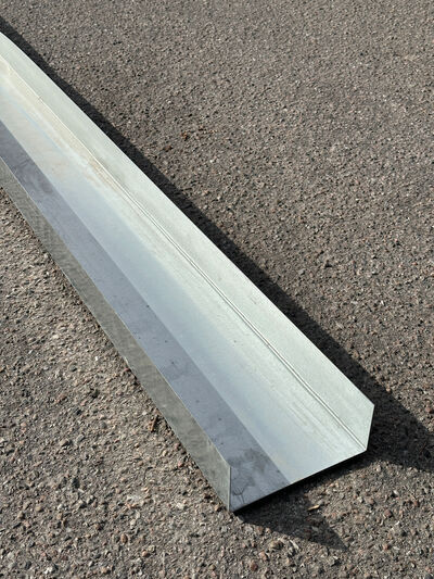 Bund og topskinne med PU skum - 3 meter