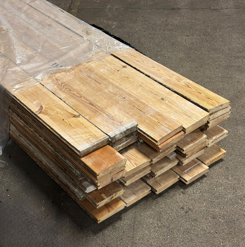 Brugte gulvbrædder i fyr, 17m2, 11cm