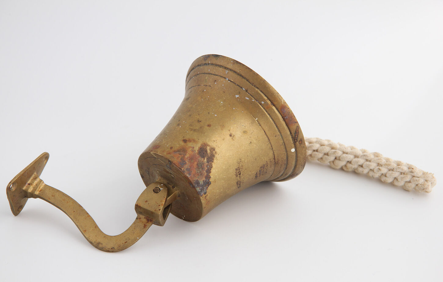 Skibsklokke af messing - 19 cm