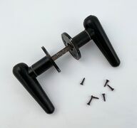 Dørgreb i sort bakelit