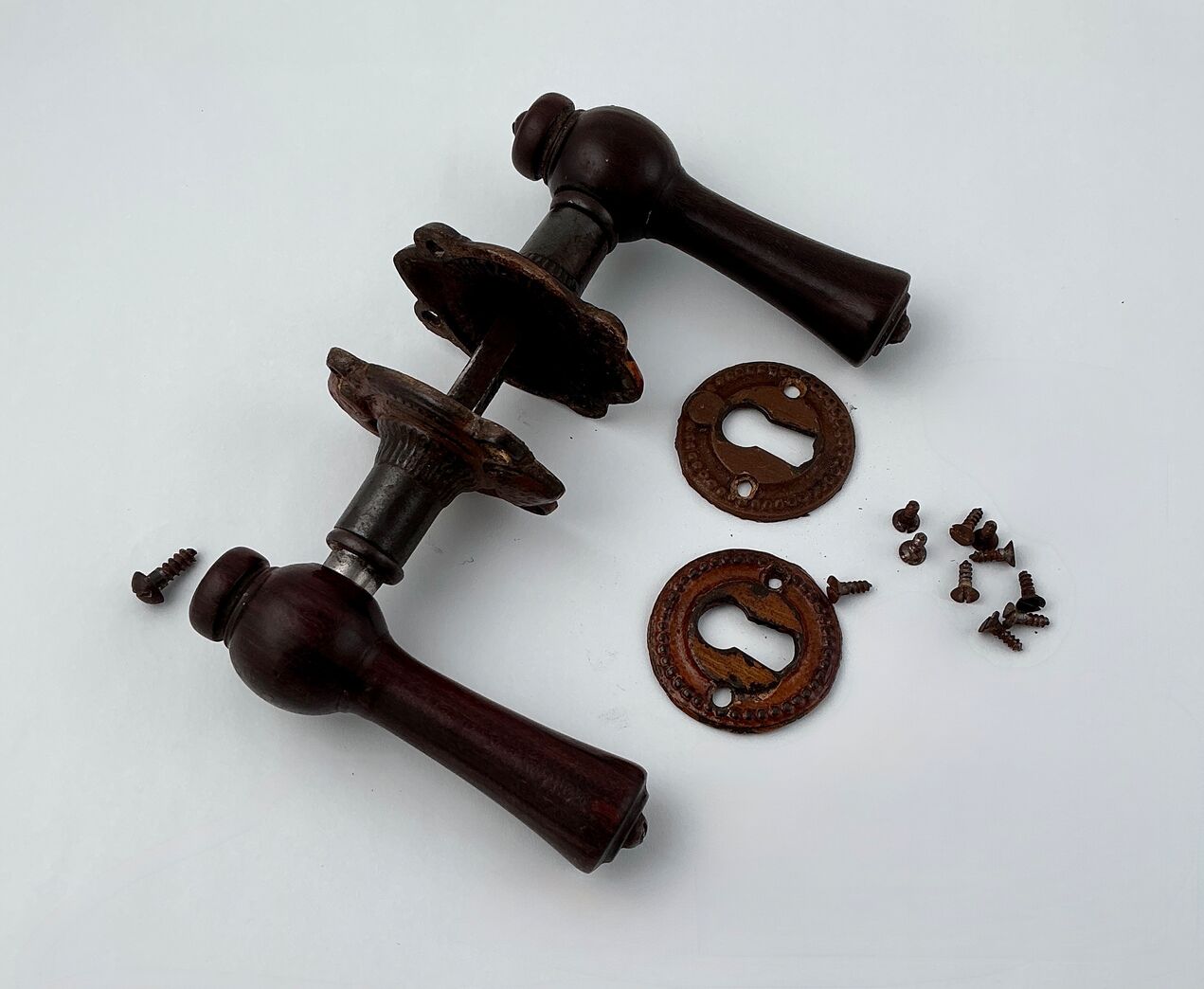 Knebelgreb med støbejernshalse/nøgleskilte - 35 mm.