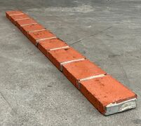 9-sten overliggere i røde sten