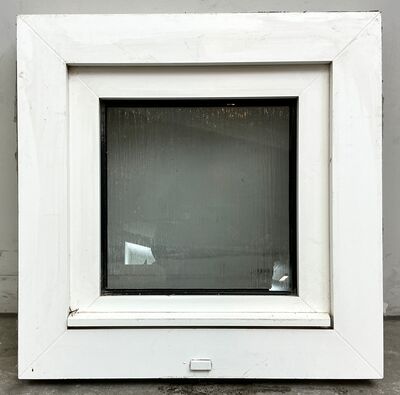 Plast sidehængt/kip termovindue 59x59 cm. matteret