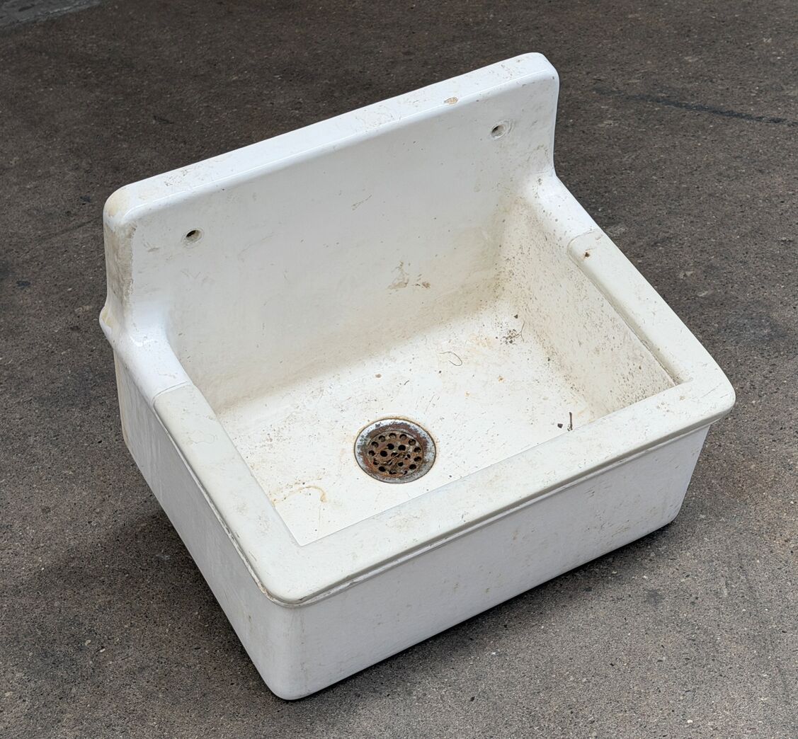 udslagsvask med plastkant