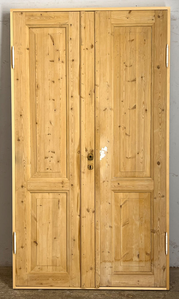 Dobbelt dør med karm