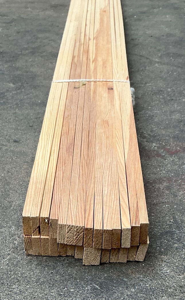 Samlet sæt á 27 fyr kantlister - 8x21x3600 mm