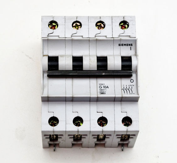 Siemens Automatsikring 4-pol 10A Siemens Automatsikring 4-pol 10A