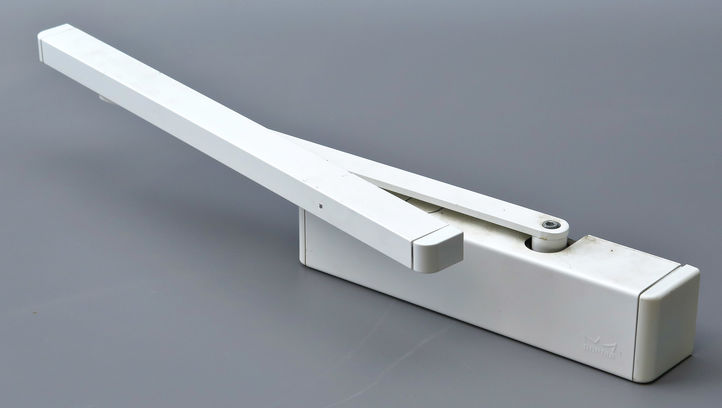 Dorma TS93 hvid med glideskinne EN 2-5 Dorma TS93 hvid med glideskinne EN 2-5