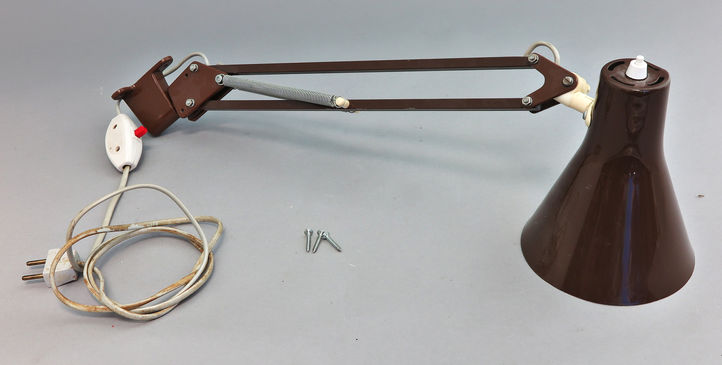 Brun arkitektlampe Brun arkitektlampe