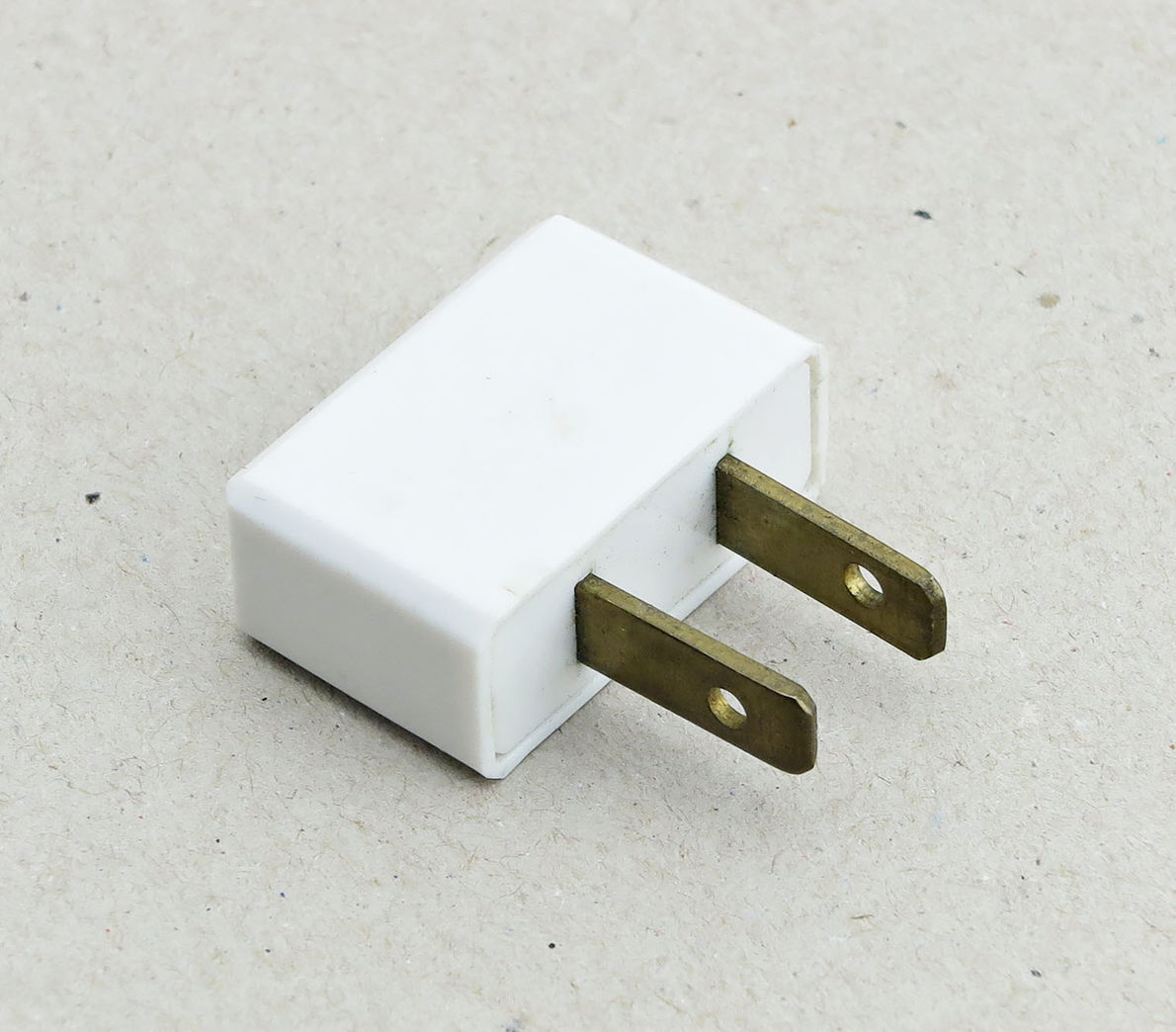 Rejseadapter dansk til US Genbyg