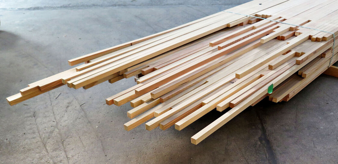 Dinesen Douglas Interiørliste 28 x 28mm