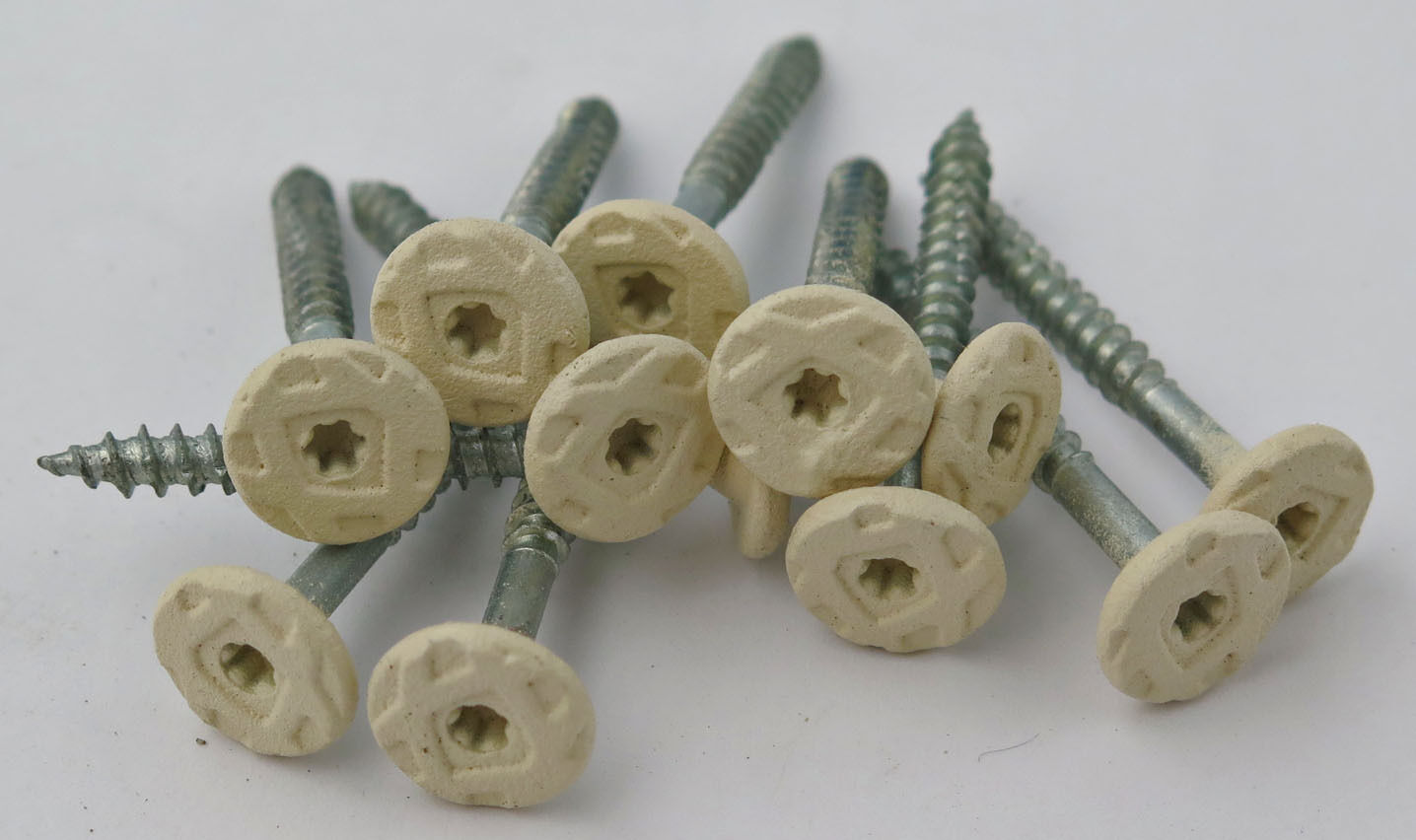 Træbeton skrue 5x45 mm Beige - 250 stk