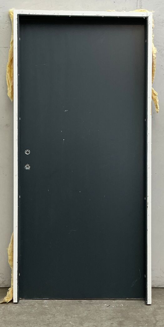 Trehøje branddør BD30 M10 med karm