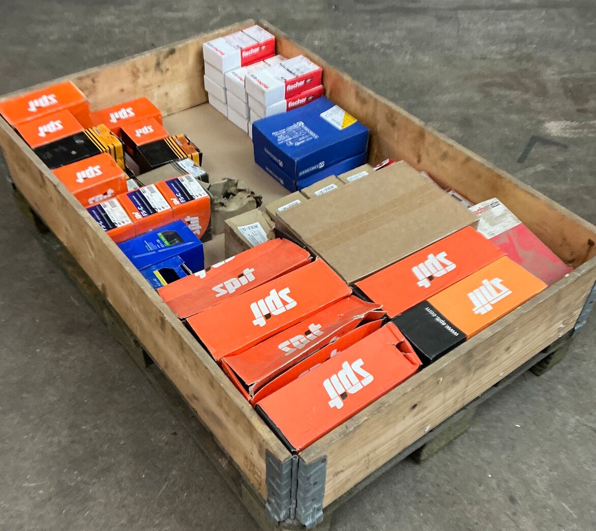 Facade ankre og karmskruer