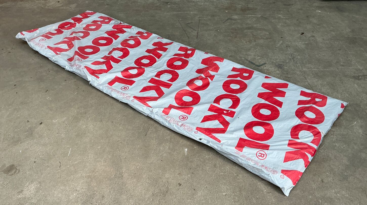 Brugt vintermåtte fra Rockwool 50x1000x3000