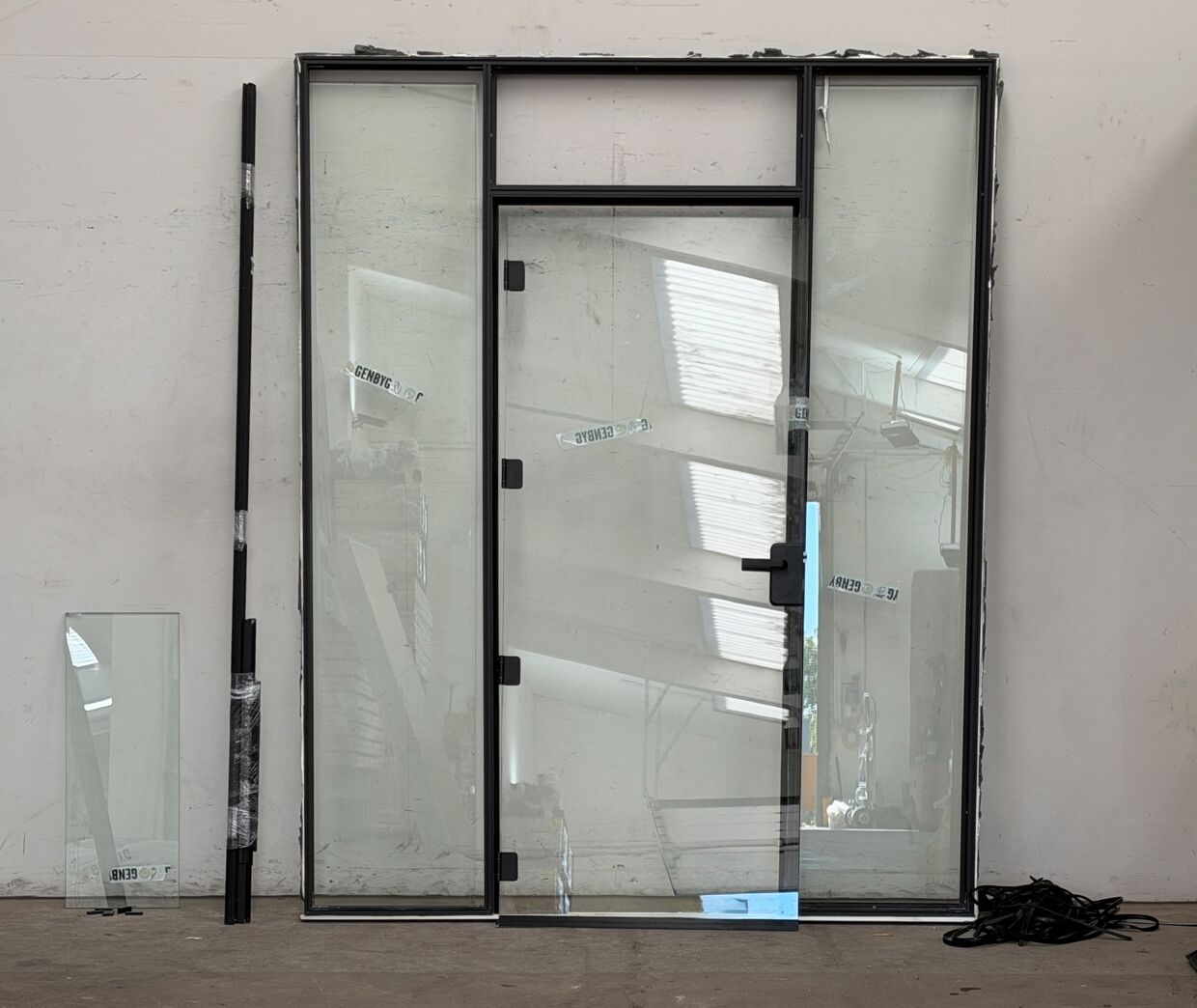 Skandi-Bo glasdør med 2 sidepartier 200x249 cm