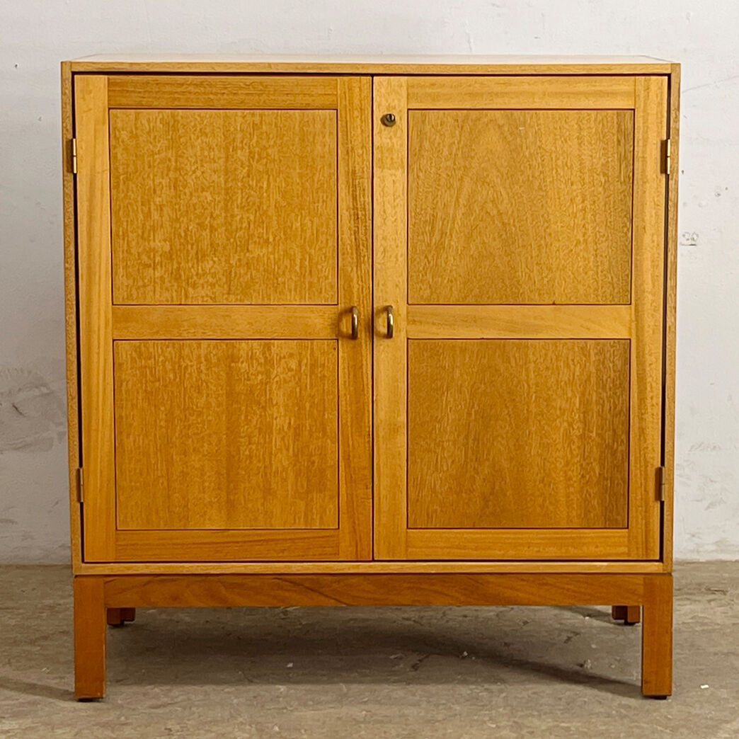 Hvidt & Mølgaard skab for minibar