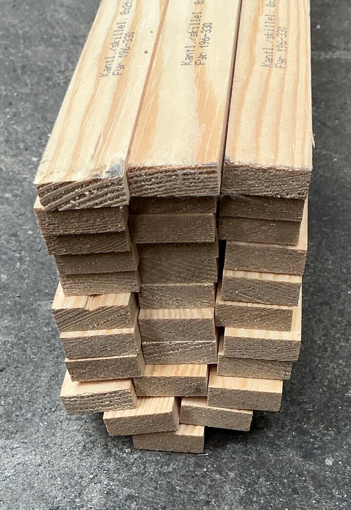 Samlet sæt á 50 fyr kantlister - 8x21x3300 mm