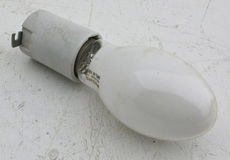 Stor porcelænsfatning