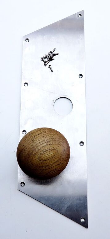 Stor knop på rustfri plade Stor knop på rustfri plade