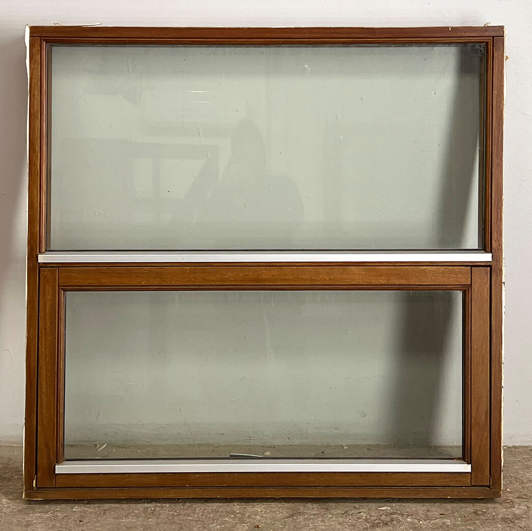 Termovindue i mahogni