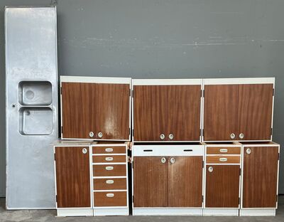 Originalt komplet 60'er køkken