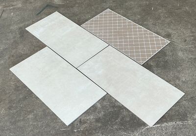 28 m2 Væg/gulv fliser farve beige 305x609 mm