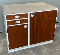 Original 60'er køkken med terrazzoplade