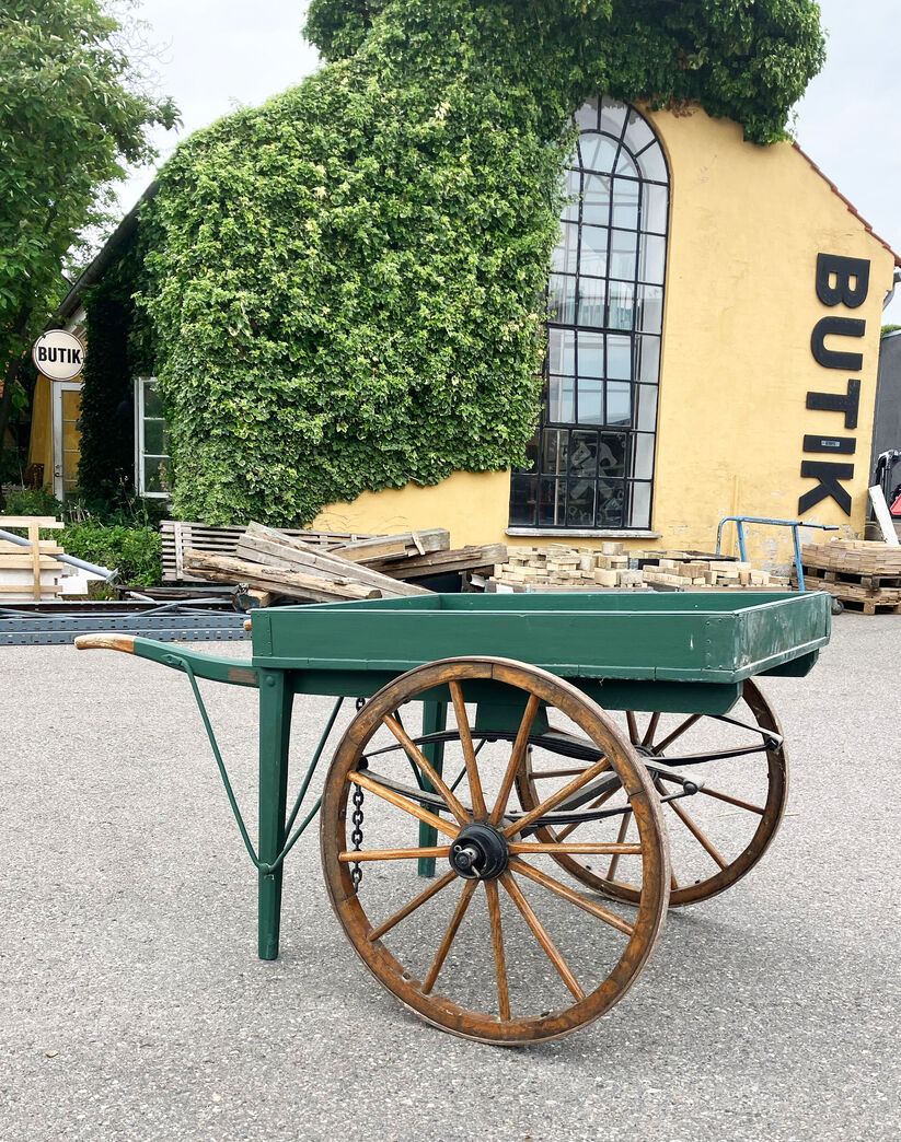 Gammel frugtvogn /markedsvogn
