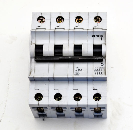 Siemens Automatsikring 4-pol 16A Siemens Automatsikring 4-pol 16A