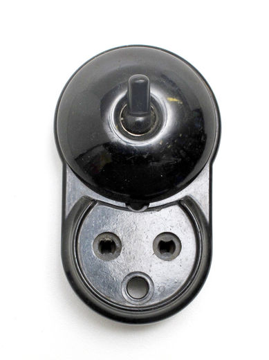 LK Stikkontakt u/jord (sort) LK Stikkontakt u/jord (sort)