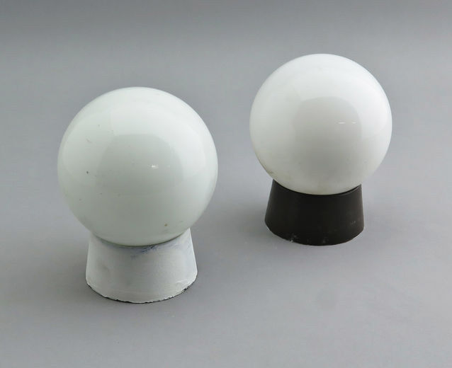 Loftlampe med glaskuppel - Ø: 16 cm Loftlampe med glaskuppel - Ø: 16 cm