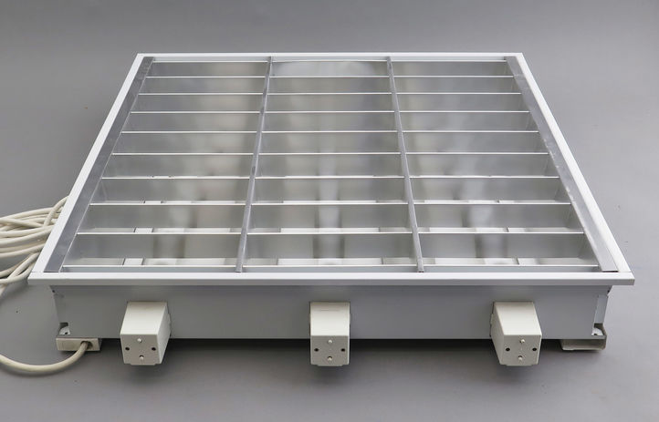 Loftarmatur - 3 x 18 W Loftarmatur - 3 x 18 W