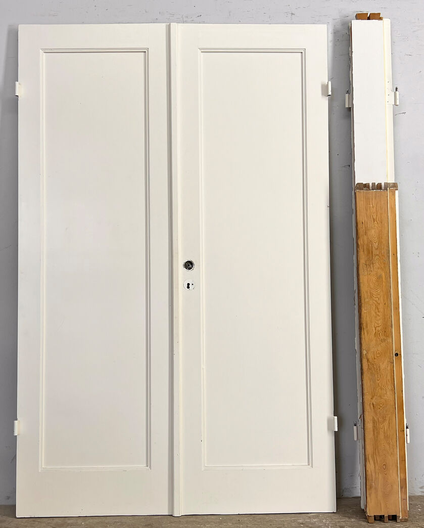 Dobbelt funkisdør med karm Dobbelt funkisdør med karm