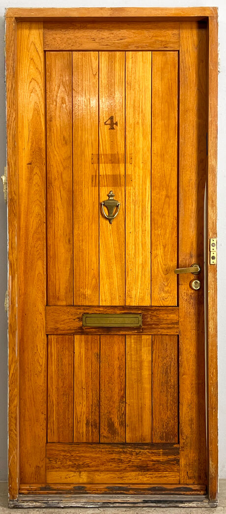 Yderdør i teaktræ med karm