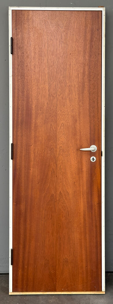 Mahognifineret dør med karm M7