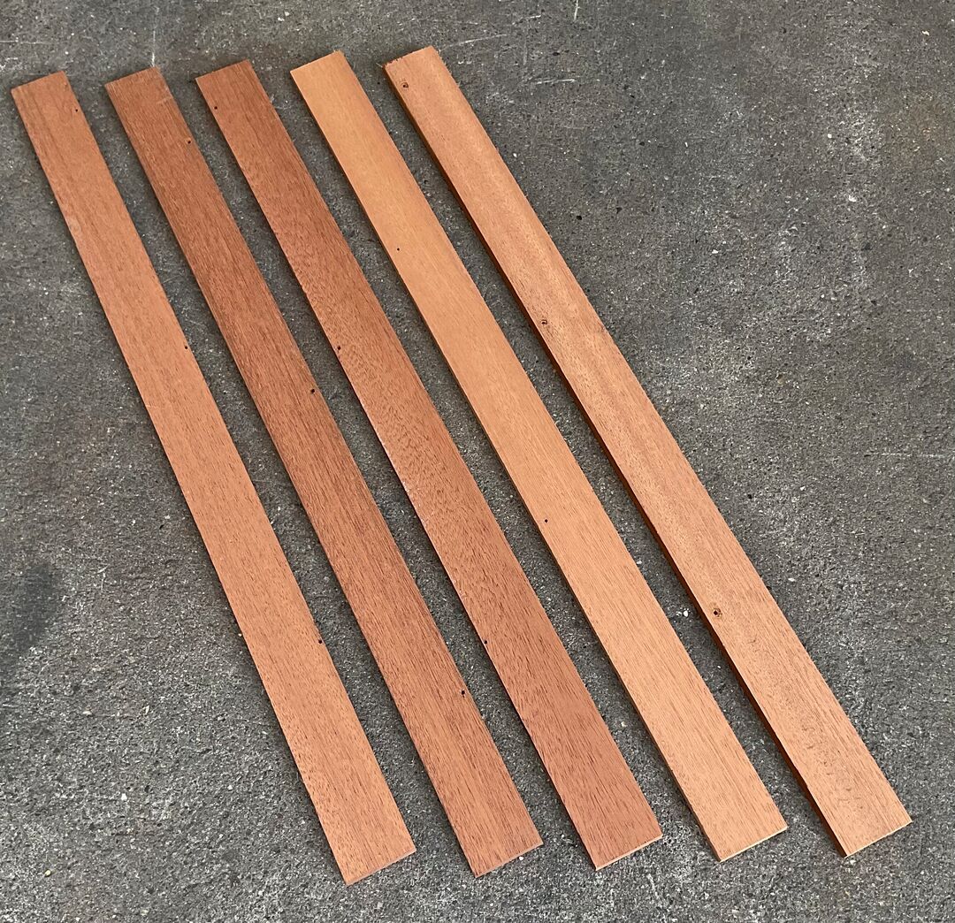 Mahognilister med sømhuller 3,9x1,0x60 cm