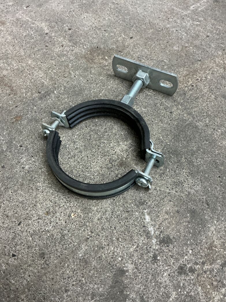 Rørbøjler m/gummiindlæg og afstandsholder Ø 80 mm