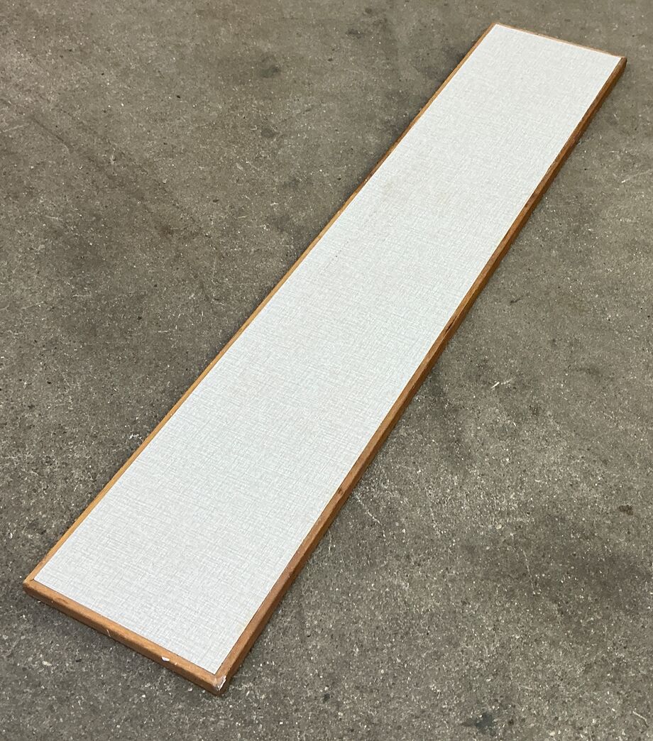 Tectum Laminatvinduesplade med mahognikant på 4 sider