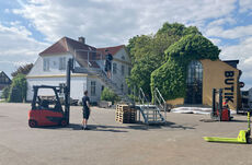 Ståltrappe med repos