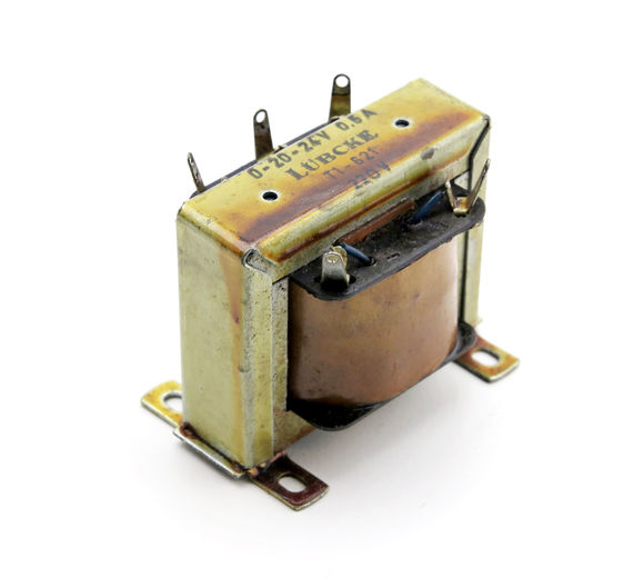 LÛBCKER trafo 220/20-24V - NY!! LÛBCKER trafo 220/20-24V - NY!!