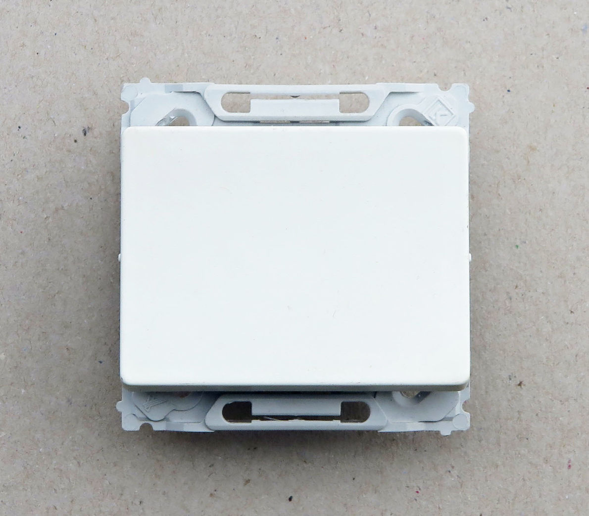 LK OPUS 66 1pol (kip), L-grå