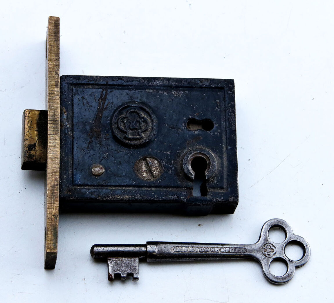 Rigellås med nøgle - Yale & Towne