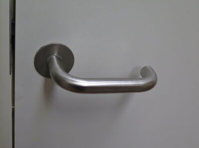 Dørgreb i stål fra Ruko, U-form, 19 mm