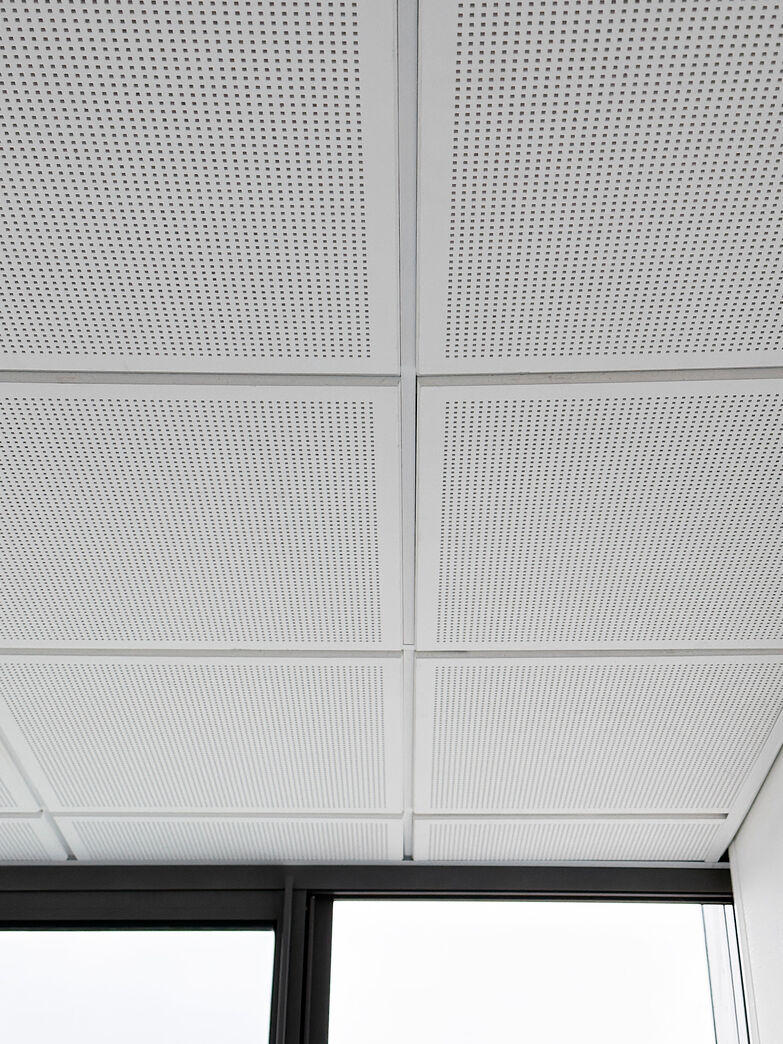 Gips akustikloft 585x585x12,5 mm Gips akustikloft 585x585x12,5 mm