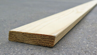 Fodpanel ubehandlet fyr 6 stk á 3600 mm