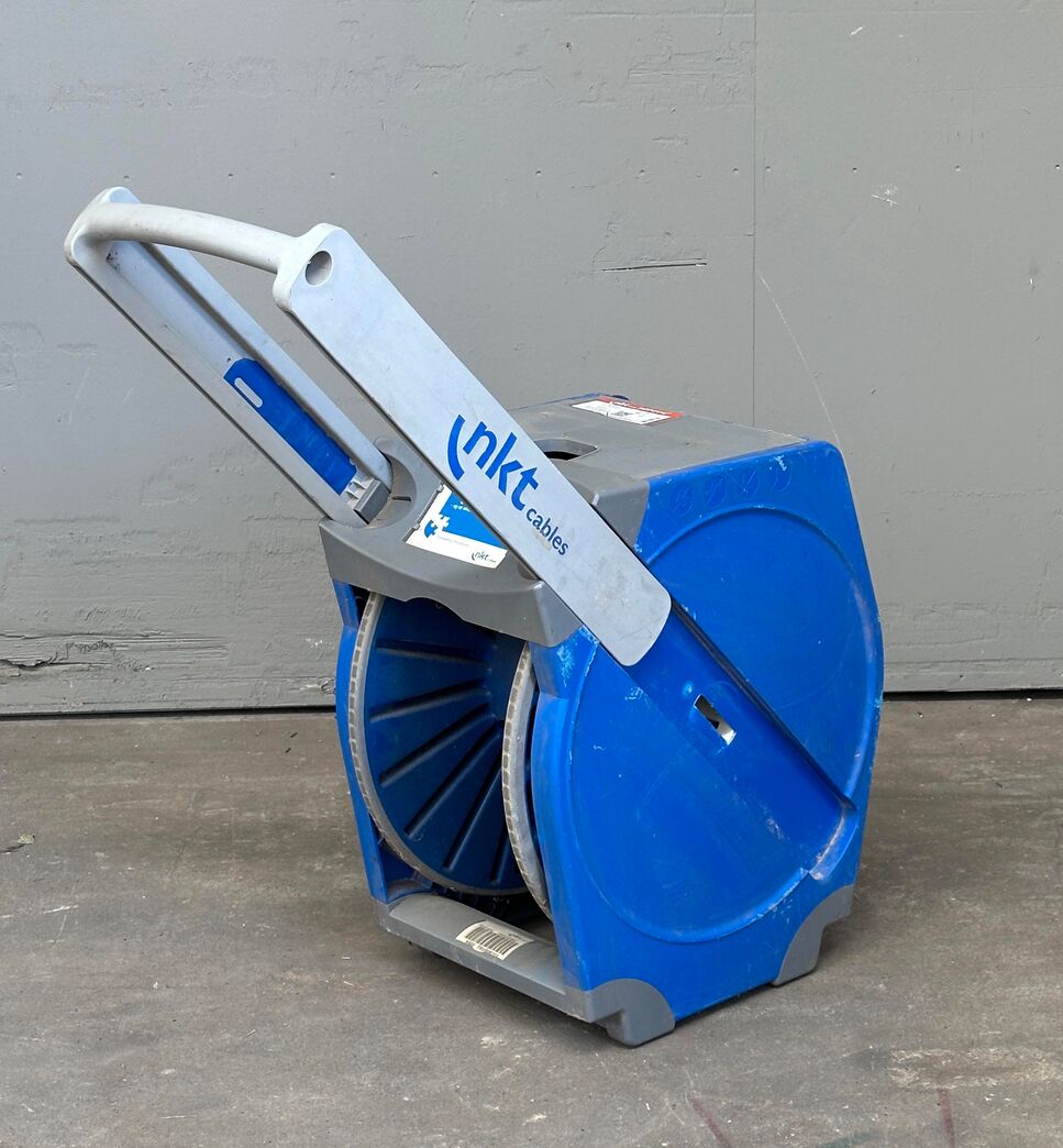 Qaddy kabeltromlevogn og afruller