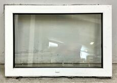 Termovindue i fast plastkarm