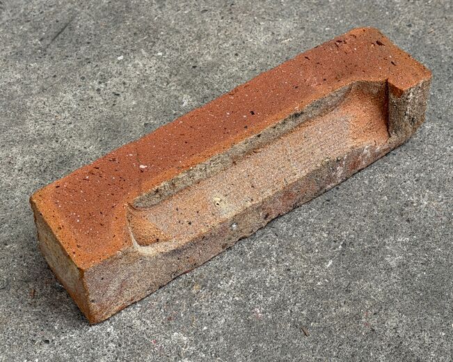 700 stk halve patineret mursten